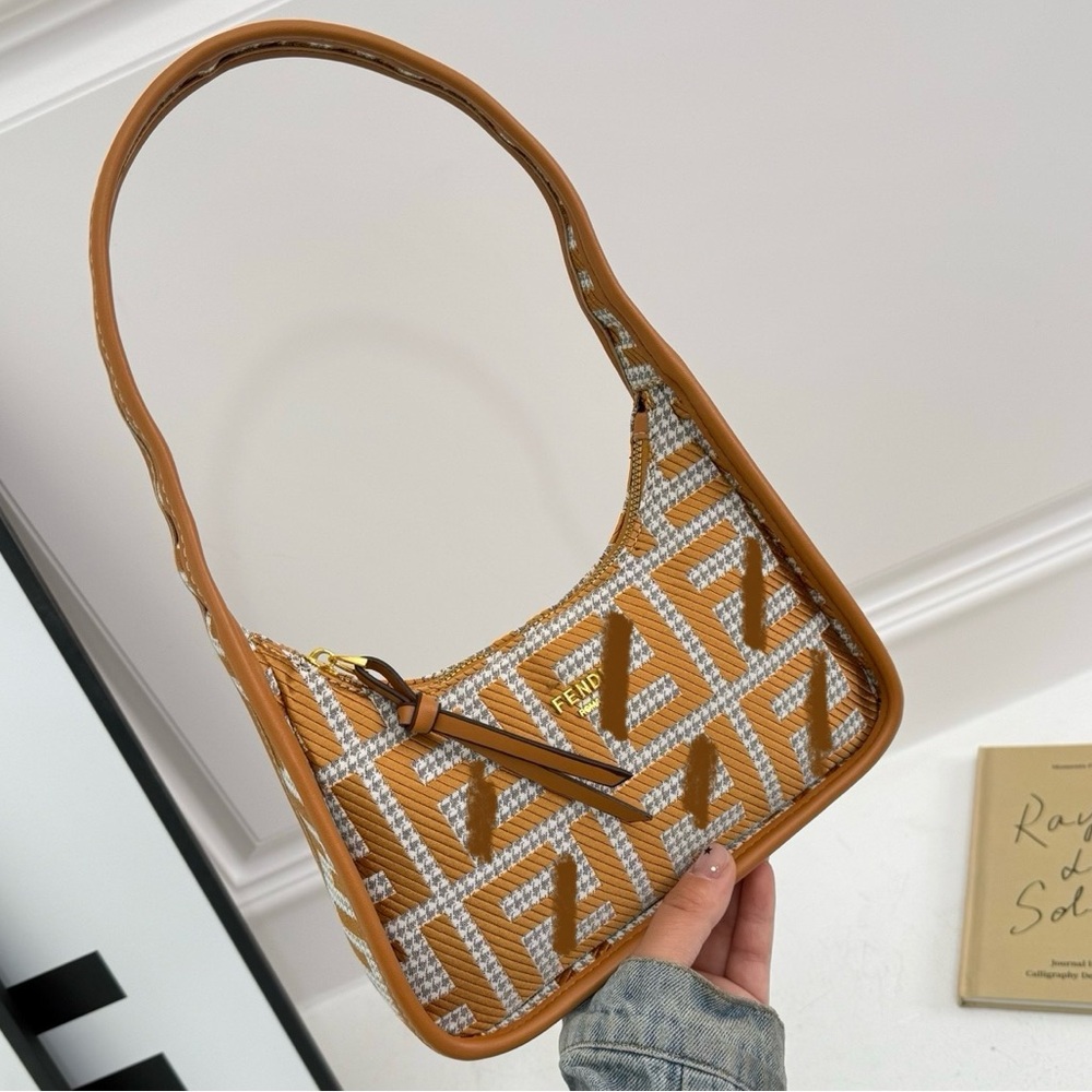 ❗️SALE❗️New yellow fashion shoulder bag